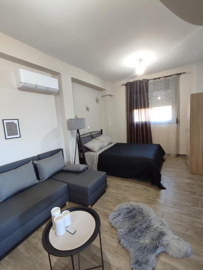 Aithra Studio Tripoli Exteriör bild